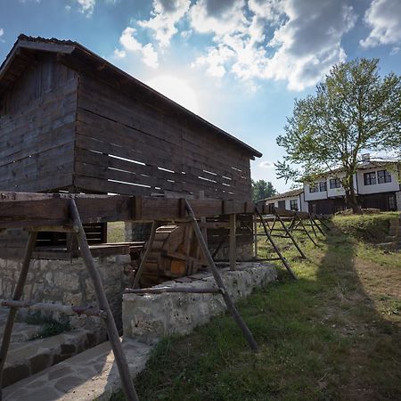 Ethnocomplex Krivini Hotel Eksteriør billede