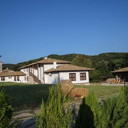 Ethnocomplex Krivini Hotel Eksteriør billede