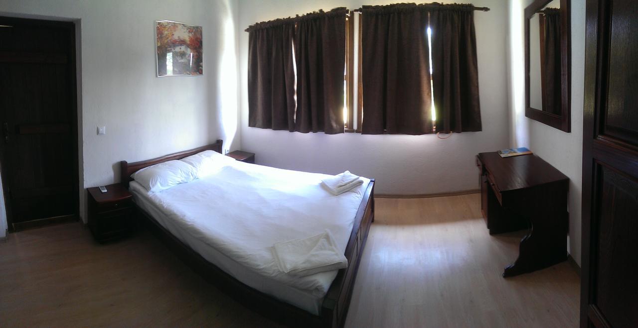 Ethnocomplex Krivini Hotel Eksteriør billede