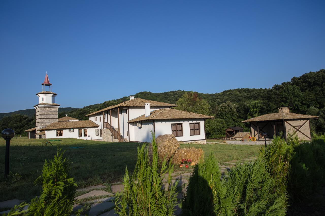 Ethnocomplex Krivini Hotel Eksteriør billede