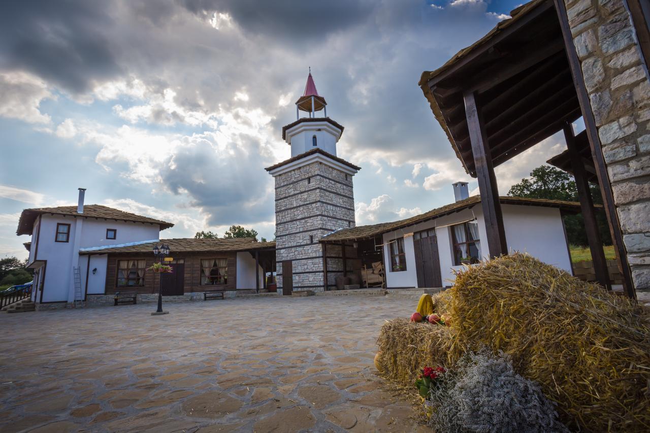 Ethnocomplex Krivini Hotel Eksteriør billede